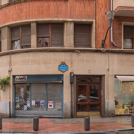 Encanto Y Confort En Calle Epalza - Tu Familia En El Corazon De ビルバオ エクステリア 写真